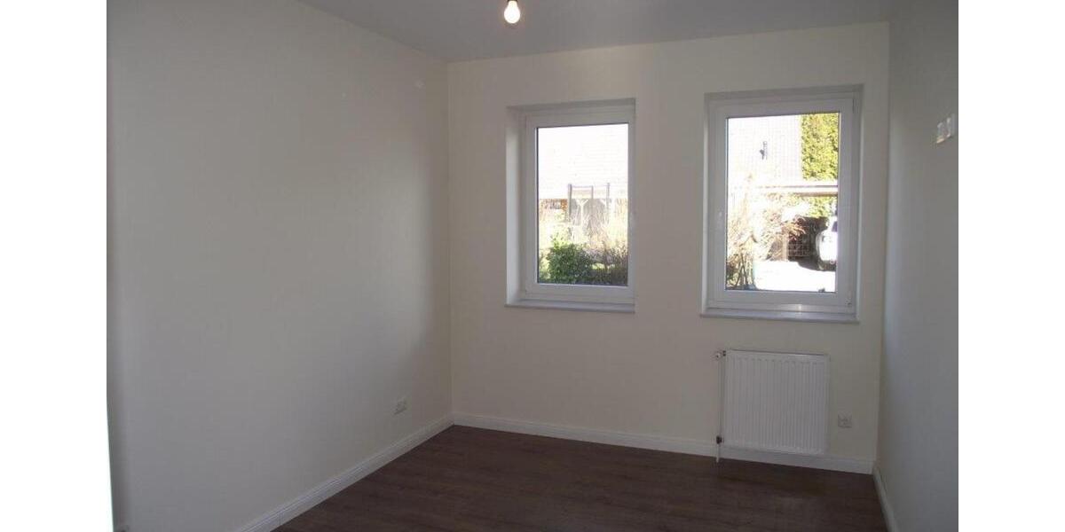 Erdgeschoßwohnung Zeven - 3 Zimmer, 85 m&sup2;, 825&euro; | Angebot:25959094