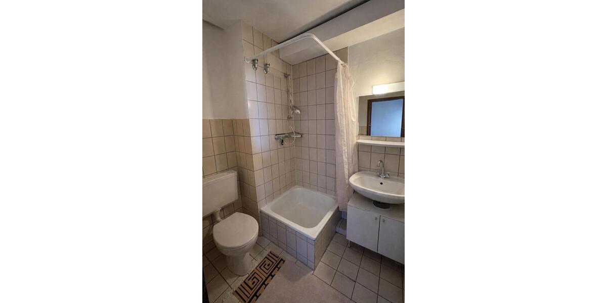 Dachgeschoßwohnung Göttingen Nordstadt - 1 Zimmer, 21 m&sup2;, 490&euro; | Angebot:26296843