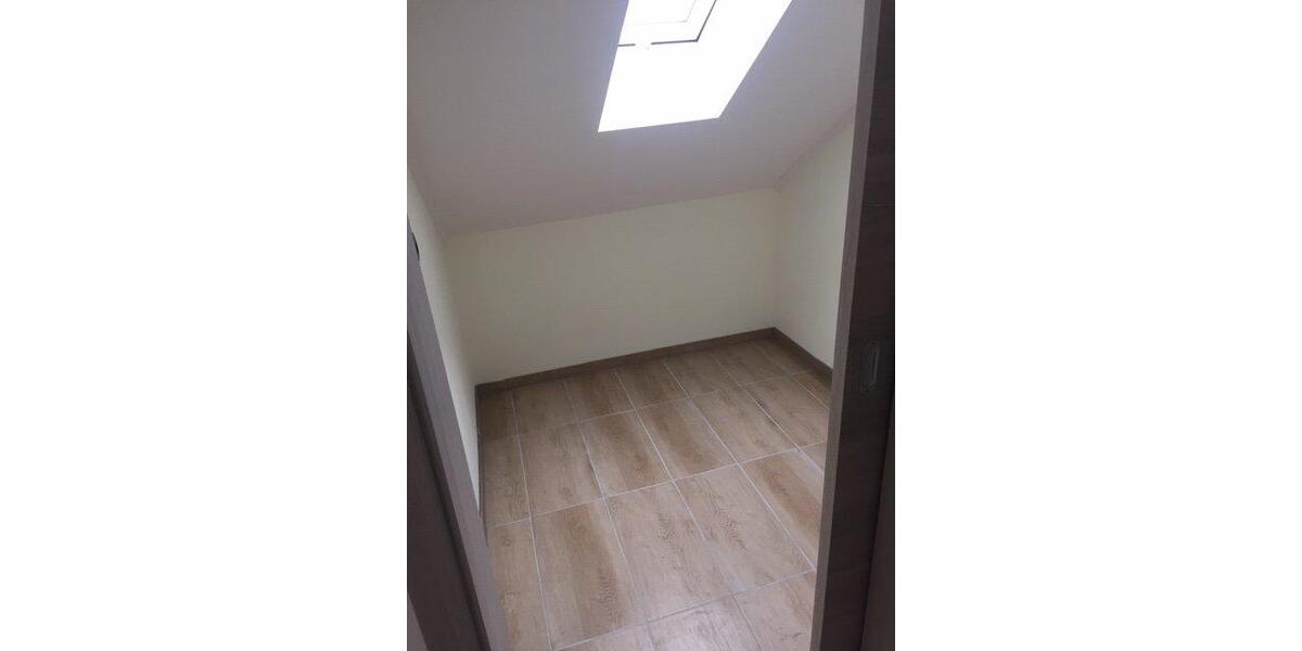 Dachgeschoßwohnung Neumarkt in der Oberpfalz Altenhof - 2 Zimmer, 60 m&sup2;, 800&euro; | Angebot:26085067