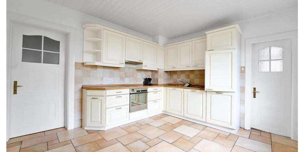 Etagenwohnung Jesteburg - 6 Zimmer, 130 m&sup2;, 1.625&euro; | Angebot:25695415