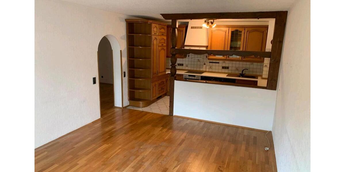 Etagenwohnung Riegelsberg - 3 Zimmer, 83 m&sup2;, 1.090&euro; | Angebot:26034286