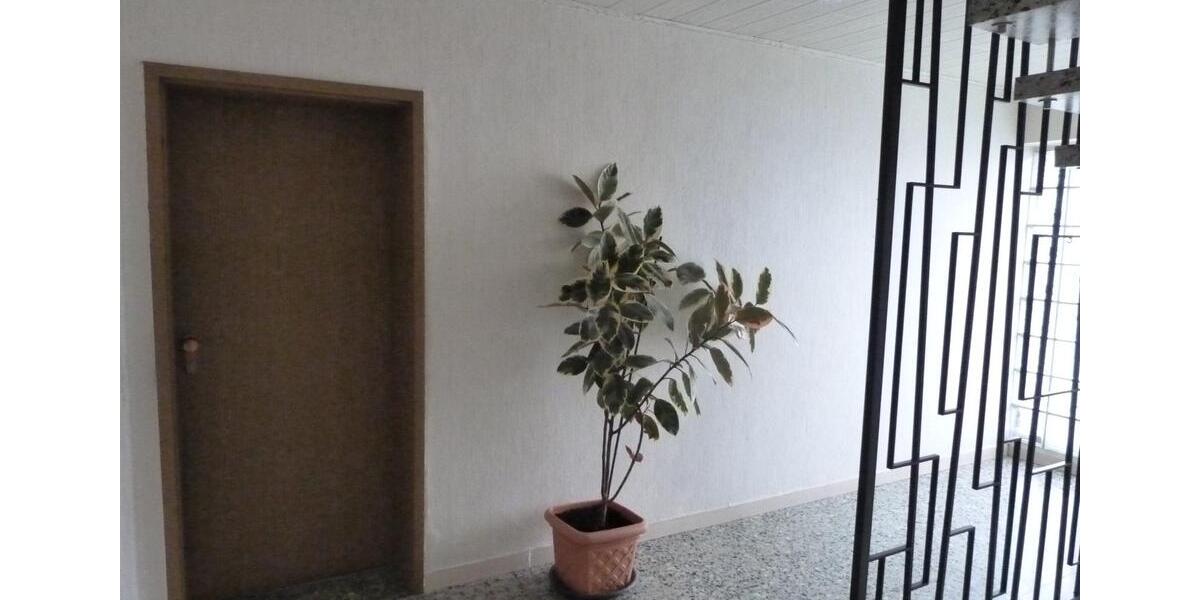 Etagenwohnung Gefrees Böseneck - 2.5 Zimmer, 63 m&sup2;, 480&euro; | Angebot:26456230