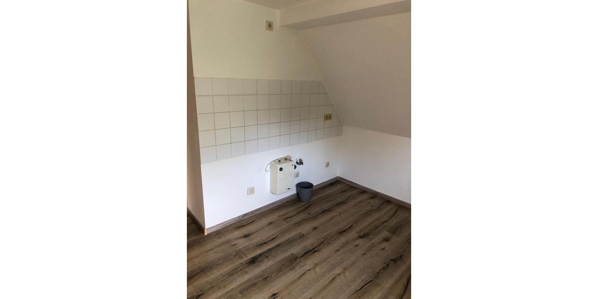 Dachgeschoßwohnung Weißenburg in Bayern - 2 Zimmer, 42 m&sup2;, 399&euro; | Angebot:24687112