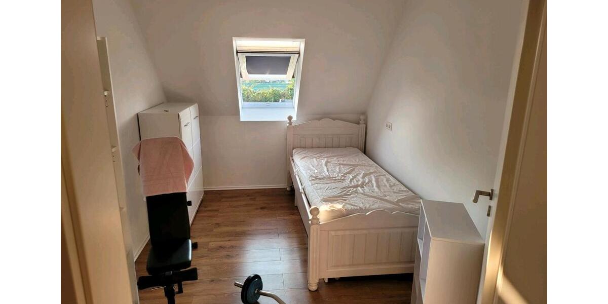 Einfamilienhaus Tasdorf - 8 Zimmer, 185 m&sup2;, 2.500&euro; | Angebot:24840038