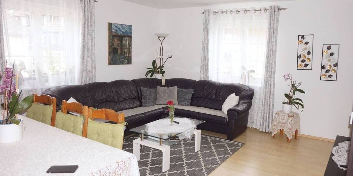 Etagenwohnung Schramberg - 3 Zimmer, 77 m&sup2;, 640&euro; | Angebot:25707907