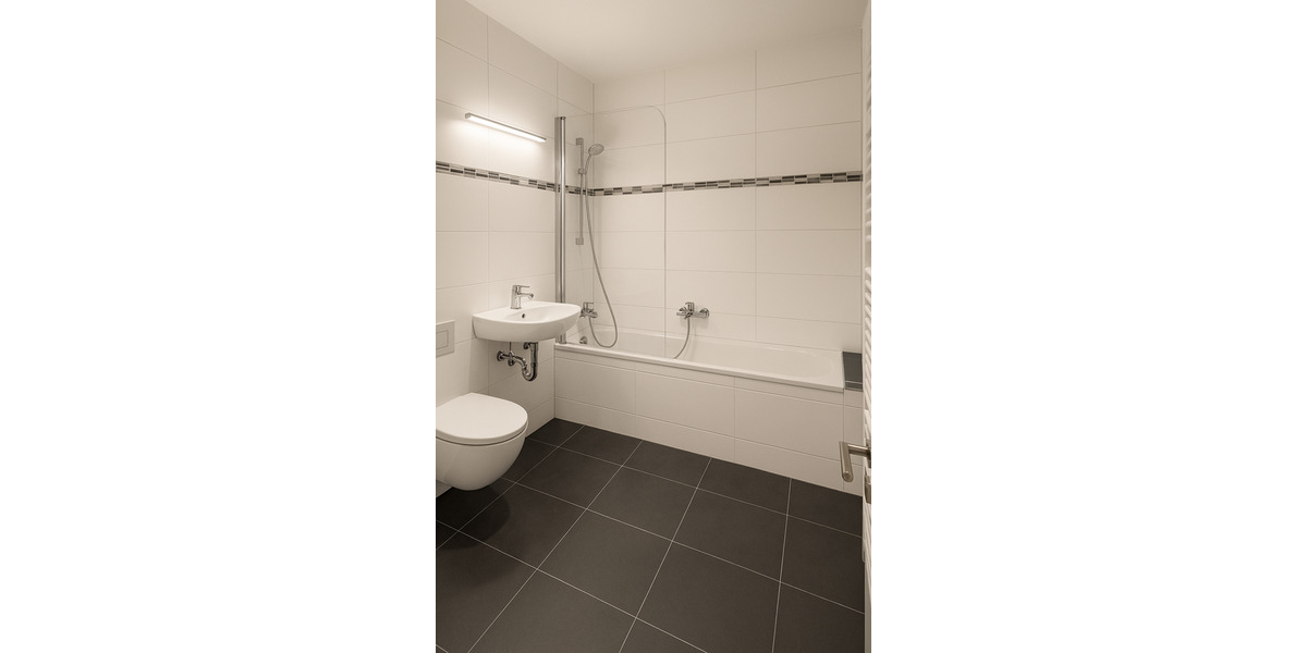 Etagenwohnung Fürstenfeldbruck - 3 Zimmer, 92 m&sup2;, 1.748&euro; | Angebot:25088100