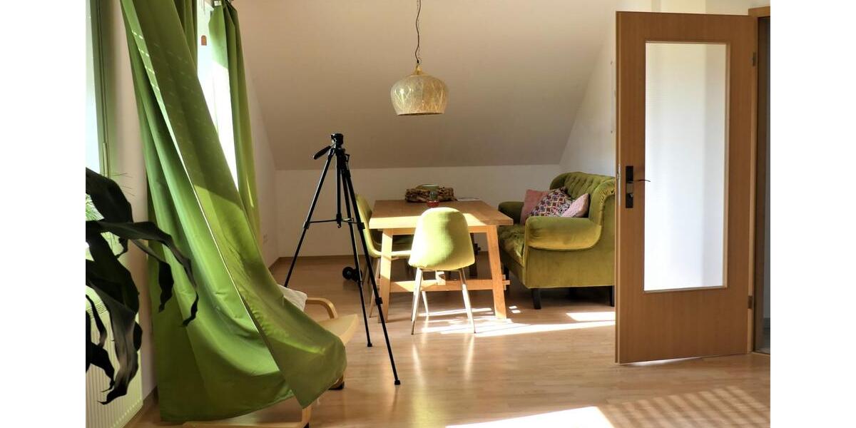 Wohnung im II. Obergeschoss in zentraler Wohnlage. 2 zimmer