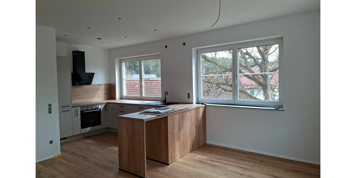 Etagenwohnung Ursensollen - 5 Zimmer, 131 m&sup2;, 1.285&euro; | Angebot:24842115