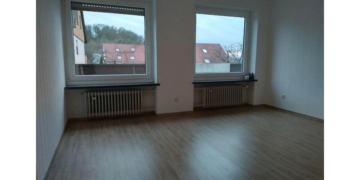 Etagenwohnung Donaustauf - 3 Zimmer, 85 m&sup2;, 1.200&euro; | Angebot:24992300