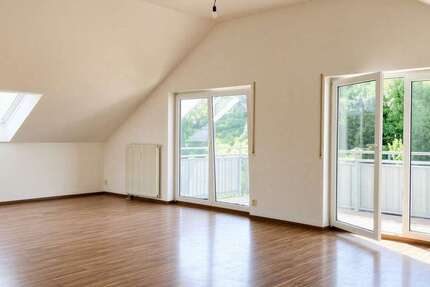 Wohnung Klingenthal - 4 Zimmer, 146 m&sup2;, 740&euro; | Angebot:26550530