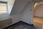Grundstück 1200 qm mit älterem Wohnhaus und Nebengebäuden