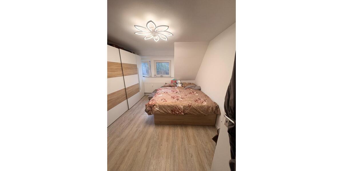 Dachgeschoßwohnung Neunkirchen - 3 Zimmer, 54 m&sup2;, 658&euro; | Angebot:26579749
