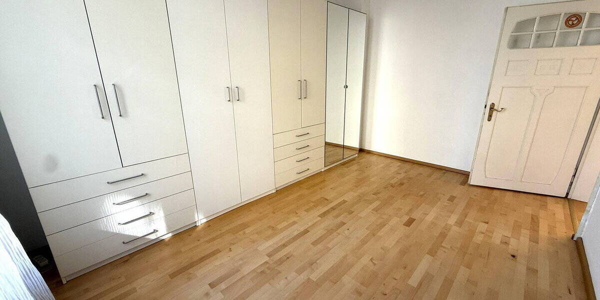 Etagenwohnung Hildesheim Ost - 3 Zimmer, 92 m&sup2;, 850&euro; | Angebot:26092699