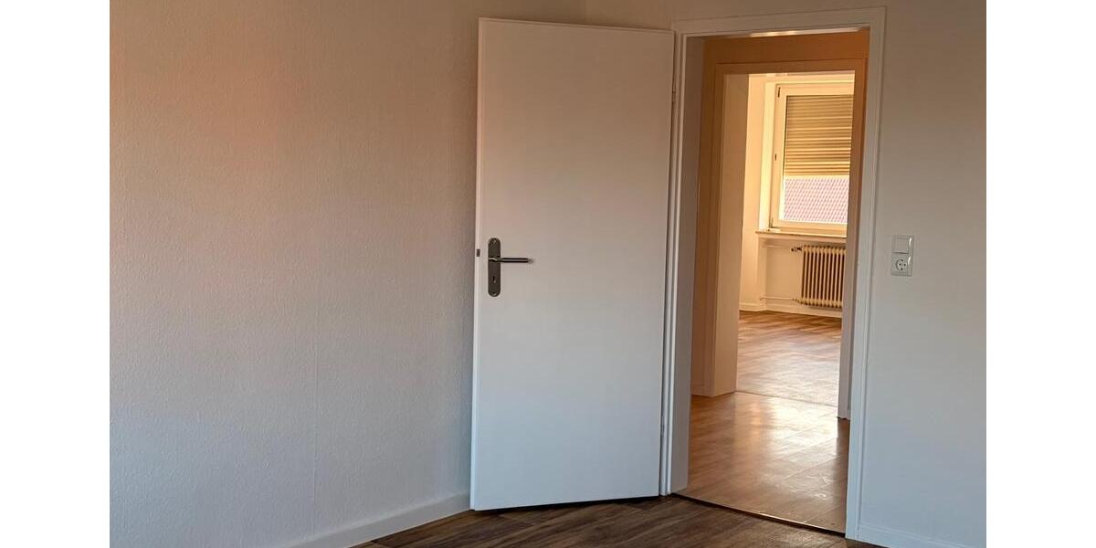 Etagenwohnung Hildesheim Bockfeld - 6 Zimmer, 160 m&sup2;, 1.280&euro; | Angebot:25216439