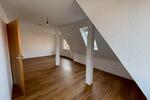Dachgeschoss-FAN`s aufgepasst! Klein, aber fein. 2-Zimmer-Whg