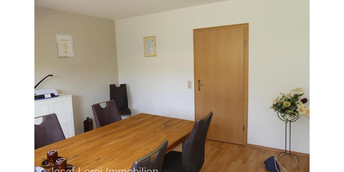 Dachgeschoßwohnung Hünfeld - 2 Zimmer, 65 m&sup2;, 485&euro; | Angebot:23299736
