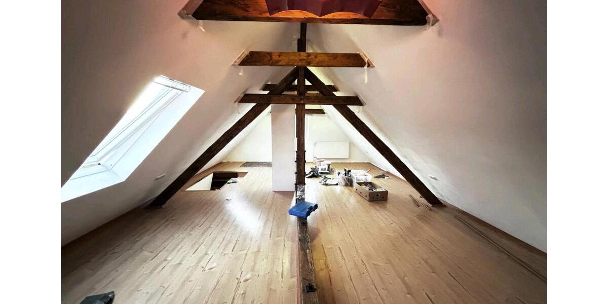 4 Zimmer, EBK, Balkon, 75m2 4 zimmer