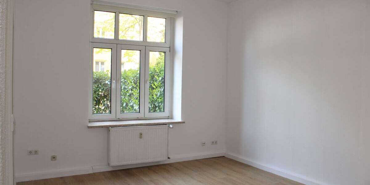 geräumige 2 Zimmer-Wohnung mit Einbauküche *ab sofort verfügbar* in bester Lage - Erdgeschoßwohnung Magdeburg Stadtfeld Ost | Angebot:10983291