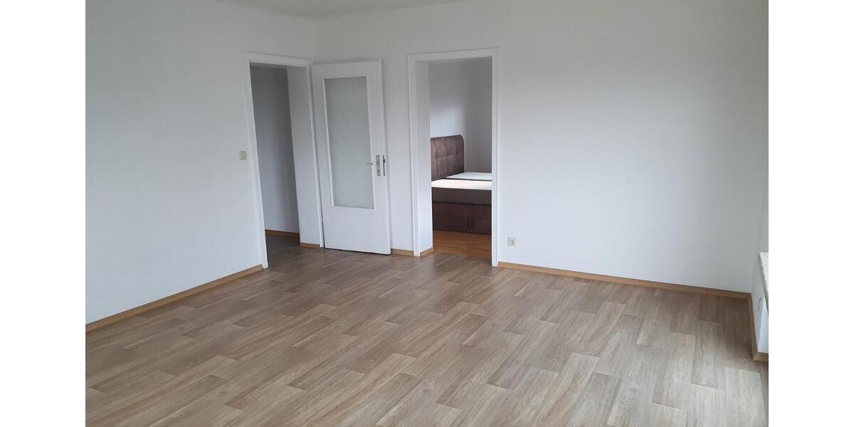 Etagenwohnung Rödental - 3 Zimmer, 85 m&sup2;, 550&euro; | Angebot:25959656