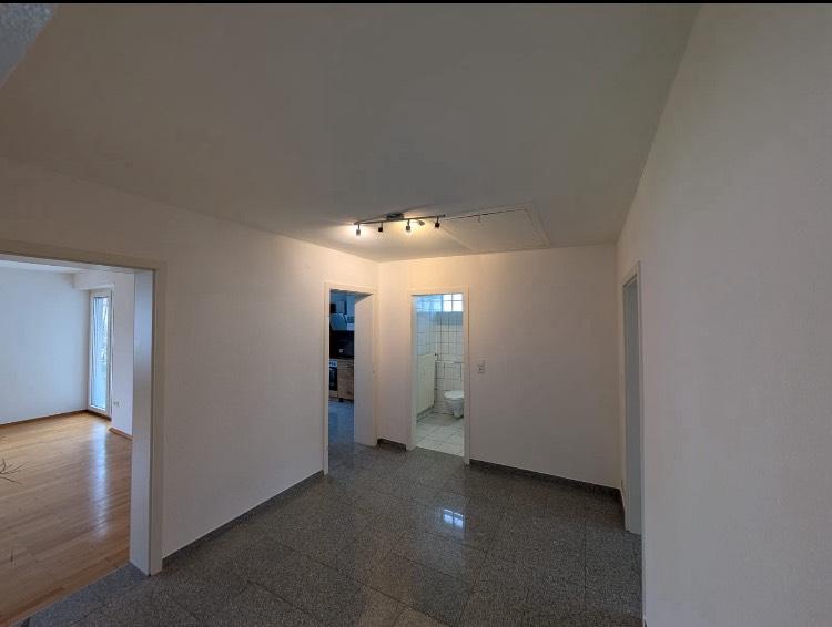 Etagenwohnung Ludwigshafen am Rhein Ludwigshafen-Oggersheim - 3 Zimmer, 96 m&sup2;, 1.290&euro; | Angebot:25934717