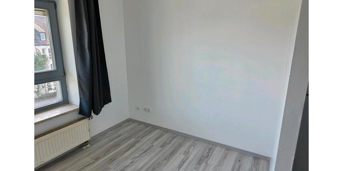 Dachgeschoßwohnung Regensburg Konradsiedlung - 1 Zimmer, 21 m&sup2;, 500&euro; | Angebot:26113341