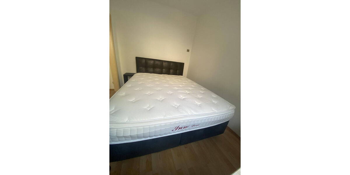 Etagenwohnung Köln Altstadt-Nord - 2 Zimmer, 50 m&sup2;, 1.350&euro; | Angebot:26740851