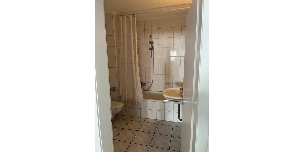 Etagenwohnung Osnabrück - 3 Zimmer, 80 m&sup2;, 580&euro; | Angebot:26252468