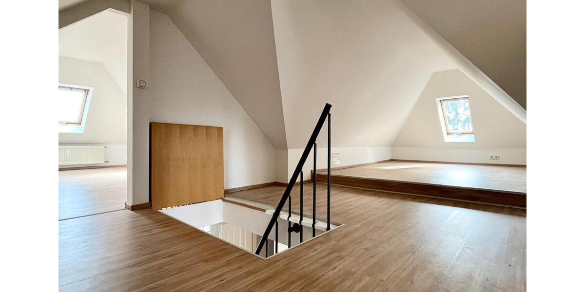 Dachgeschoßwohnung Panketal - 2 Zimmer, 85 m&sup2;, 1.275&euro; | Angebot:26649673