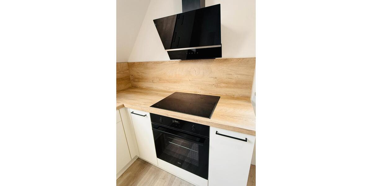 Dachgeschoßwohnung Albersdorf - 2.5 Zimmer, 91 m&sup2;, 895&euro; | Angebot:25996078