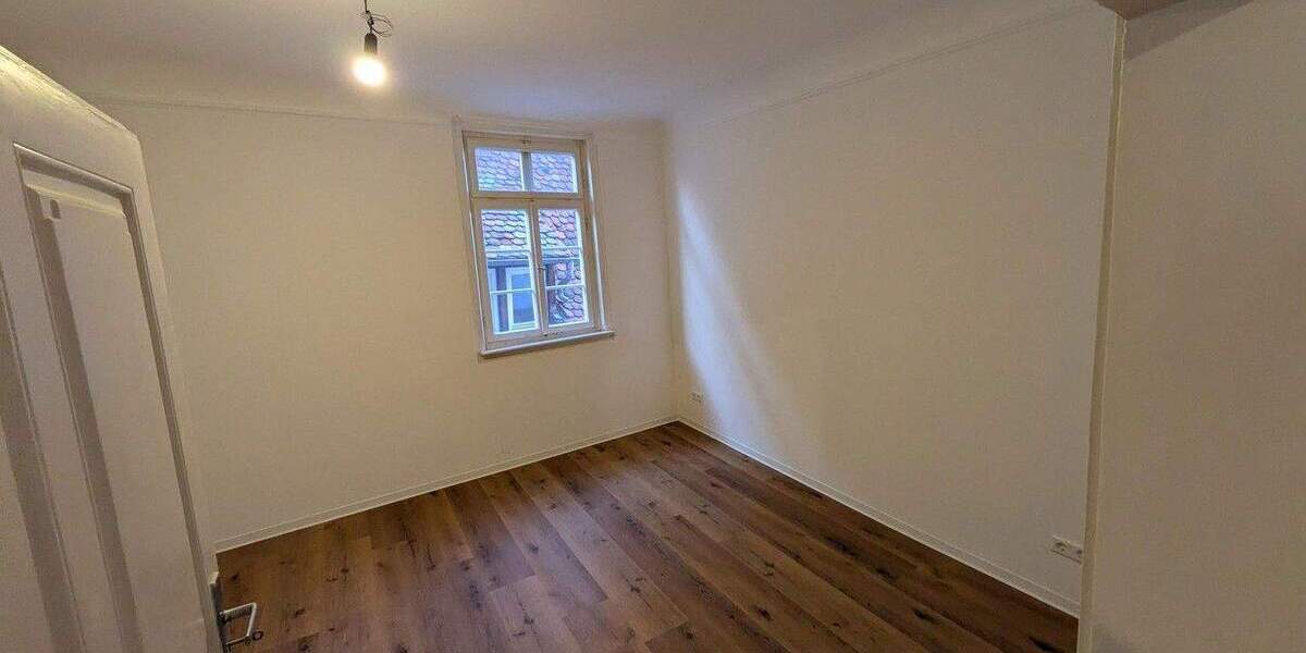 Etagenwohnung Schwäbisch Hall Tullauer Höhe - 3 Zimmer, 125 m&sup2;, 1.100&euro; | Angebot:25801403