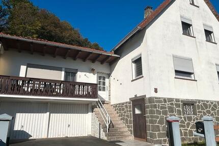 Haus Dautphetal - 6 Zimmer, 100 m&sup2;, 500&euro; | Angebot:27618313