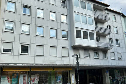 Erstbezug nach Sanierung: 2 Zimmer-Wohnung mit Balkon im Zentrum von Wiesbaden