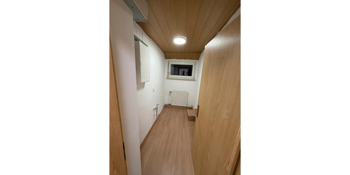 Dachgeschoßwohnung Weidhausen bei Coburg - 2 Zimmer, 70 m&sup2;, 860&euro; | Angebot:25146461
