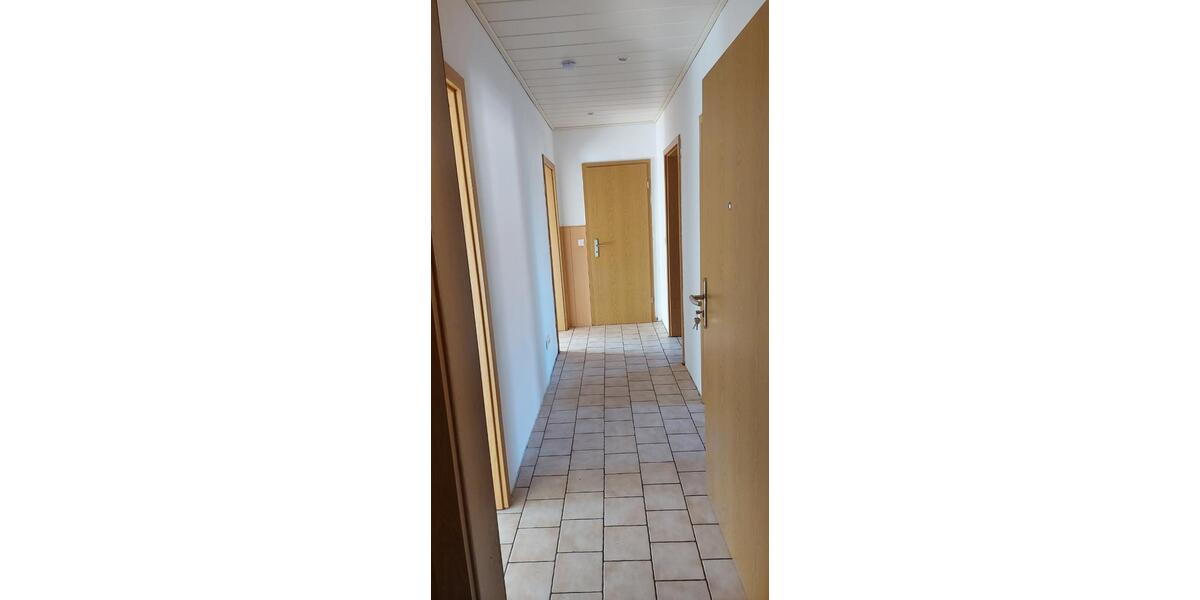 95 m² – 4-Zimmer-Wohnung mit 2 Bädern 4 zimmer