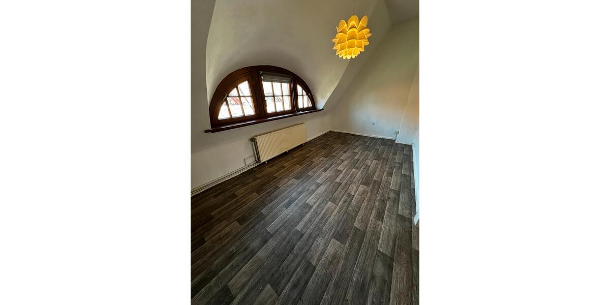 Etagenwohnung Bremen Gröpelingen - 4 Zimmer, 100 m&sup2;, 1.280&euro; | Angebot:26404197
