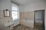 Eine Wohnung voll guter Wohnideen = Einbauküche = Gartennutzung = Erstbezug nach Sanierung