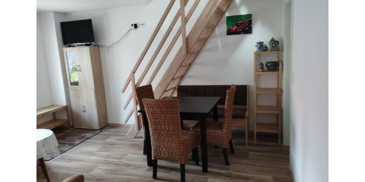 Dachgeschoßwohnung Essenbach - 1 Zimmer, 60 m&sup2;, 500&euro; | Angebot:25296178