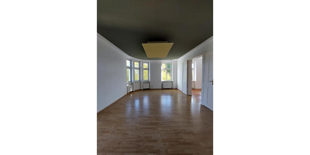 Große 2-Zimmerwohnung mit Wohnküche und Balkon 2 zimmer