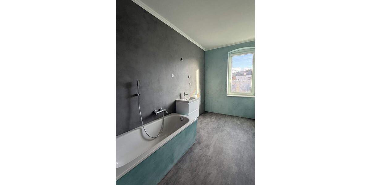 Etagenwohnung Eisenach - 4 Zimmer, 87 m&sup2;, 614&euro; | Angebot:25277815