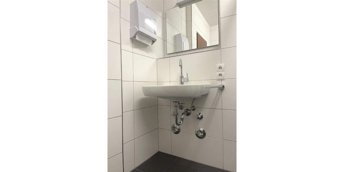 Einfamilienhaus Singen - 4 Zimmer, 750&euro; | Angebot:23982455