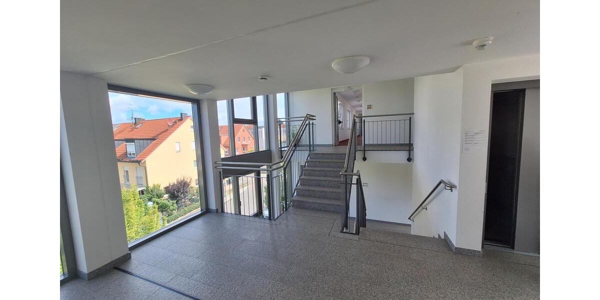 Etagenwohnung Vierkirchen - 3 Zimmer, 96 m&sup2;, 1.595&euro; | Angebot:25363171