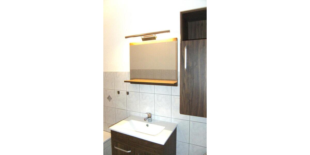 Etagenwohnung Thum - 2 Zimmer, 54 m&sup2;, 300&euro; | Angebot:26604551