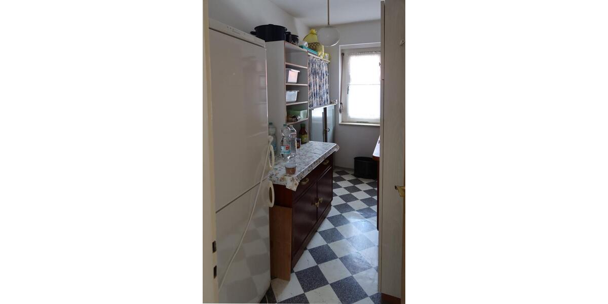 WOHNEN WIE IM EIGENEN HAUS ………………. 3 zimmer