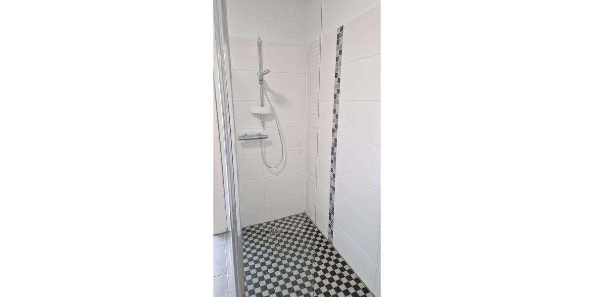 Erdgeschoßwohnung Schortens - 3 Zimmer, 86 m&sup2;, 650&euro; | Angebot:26441392