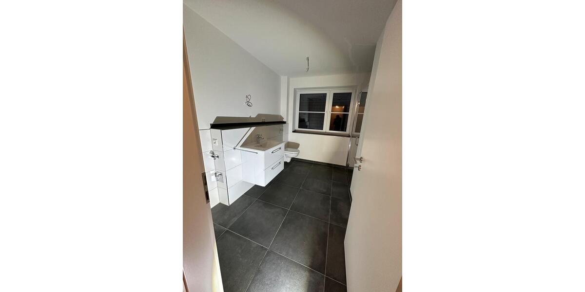 Etagenwohnung Neumünster Brachenfeld/Ruthenberg - 3 Zimmer, 93 m&sup2;, 1.679&euro; | Angebot:26647446