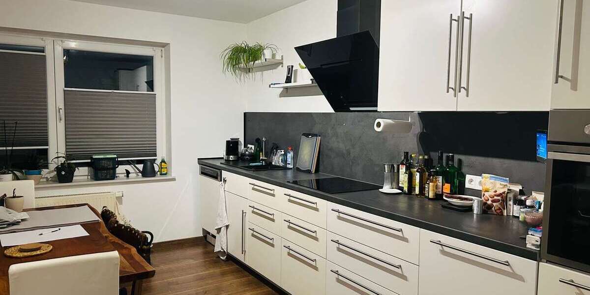 Etagenwohnung Rheinbach - 4 Zimmer, 131 m&sup2;, 1.250&euro; | Angebot:24697067