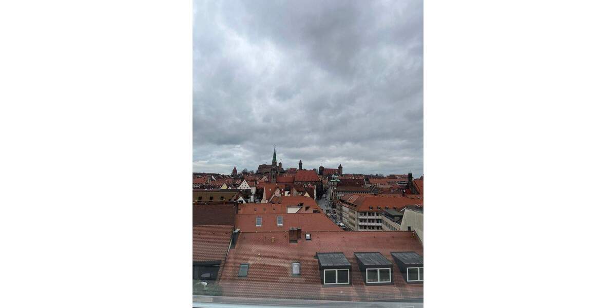 Nürnberg-City: 2,5-Zimmer Dachgeschosswohnung auf 2 Ebenen 2 zimmer