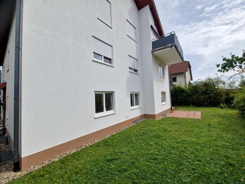 Freundliche, neu renovierte 3 Zimmer Wohnung