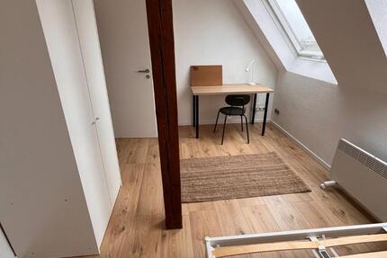 Möbliertes Zimmer zwischen Fachhochschule u. Städtischem Klinikum 5 zimmer