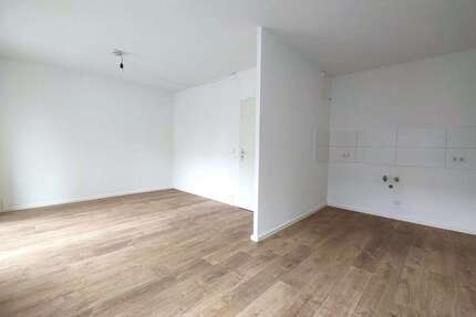 Wohnung Halle Halle-Neustadt - 4 Zimmer, 68 m&sup2;, 550&euro; | Angebot:26154009